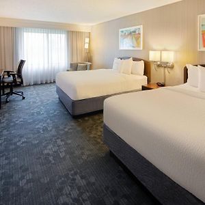 Queen Room Two Queen Beds